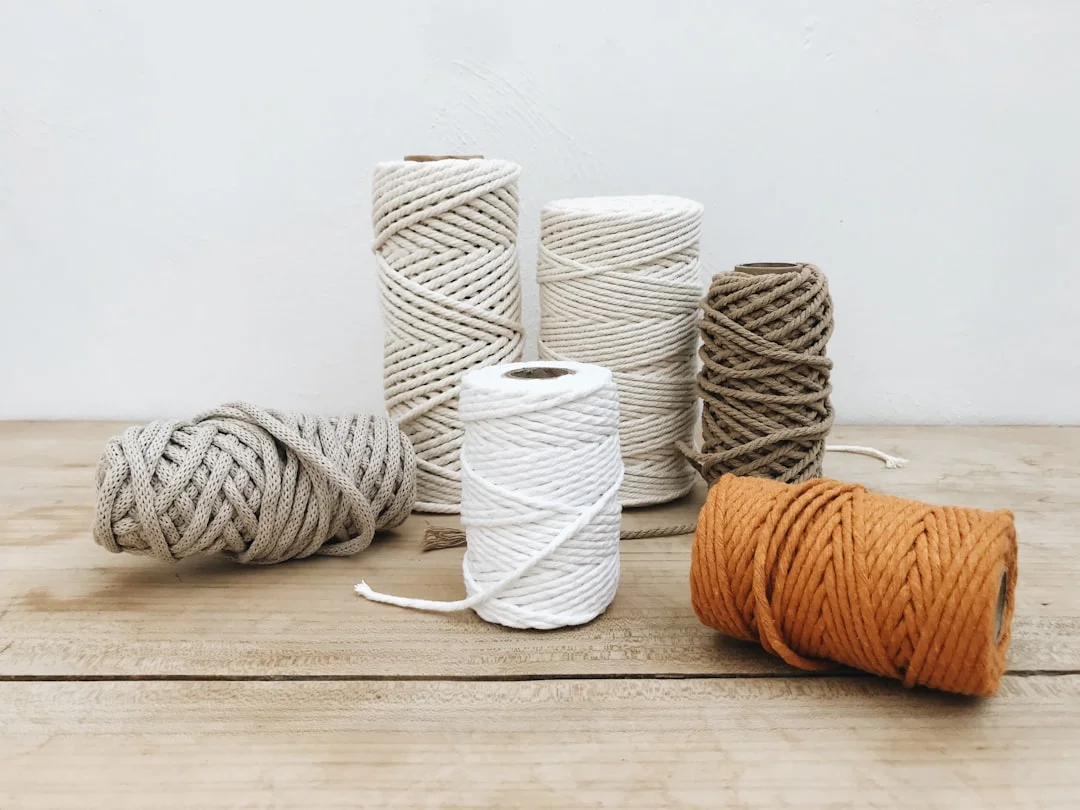 Macrame Kit vs Pre-Cut Rope Set Wholesale: Complete Buyer's Comparison Guide 2026